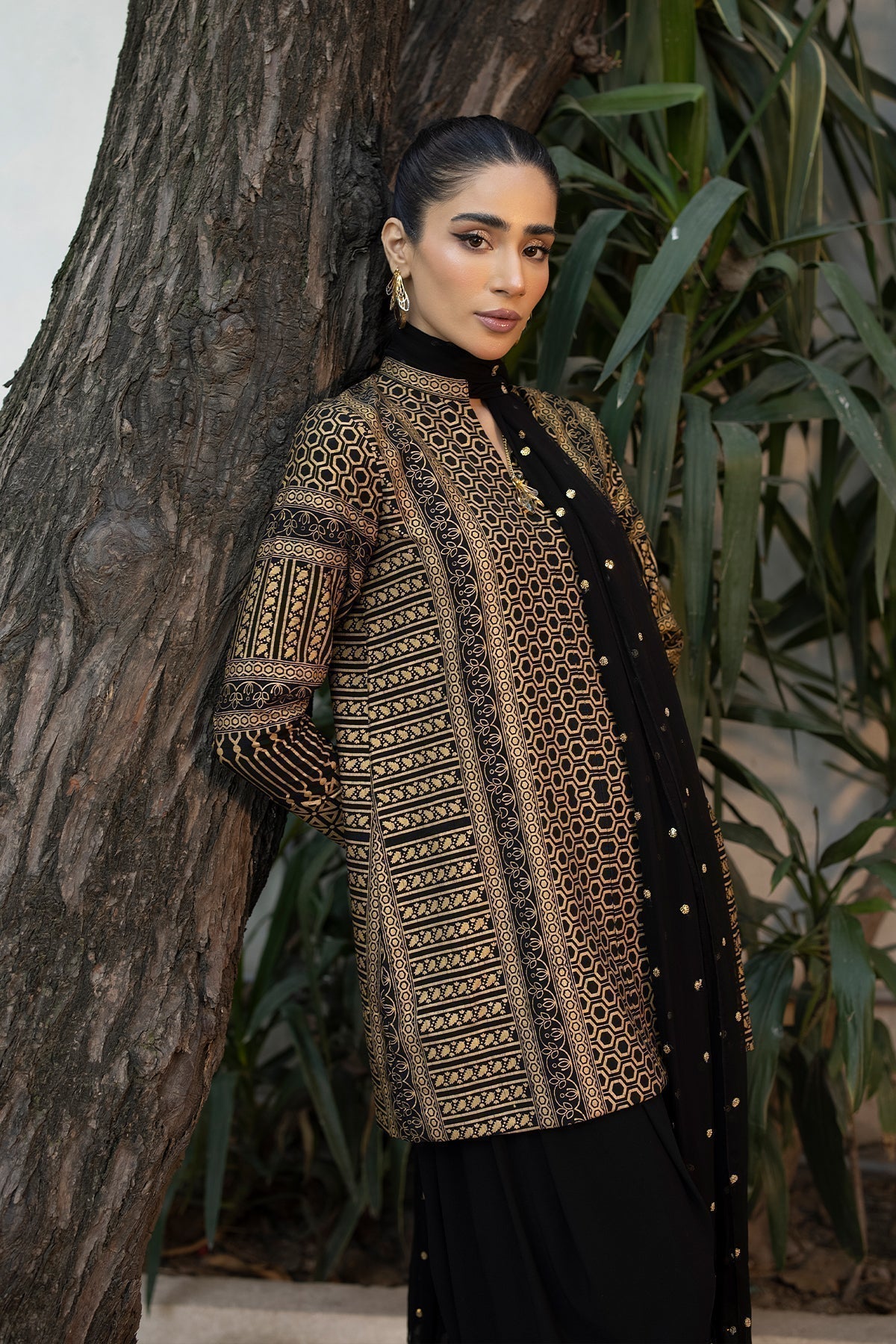 Erum Khan | Shahzeen Eid Collection | SUNSET - House Of Anaya