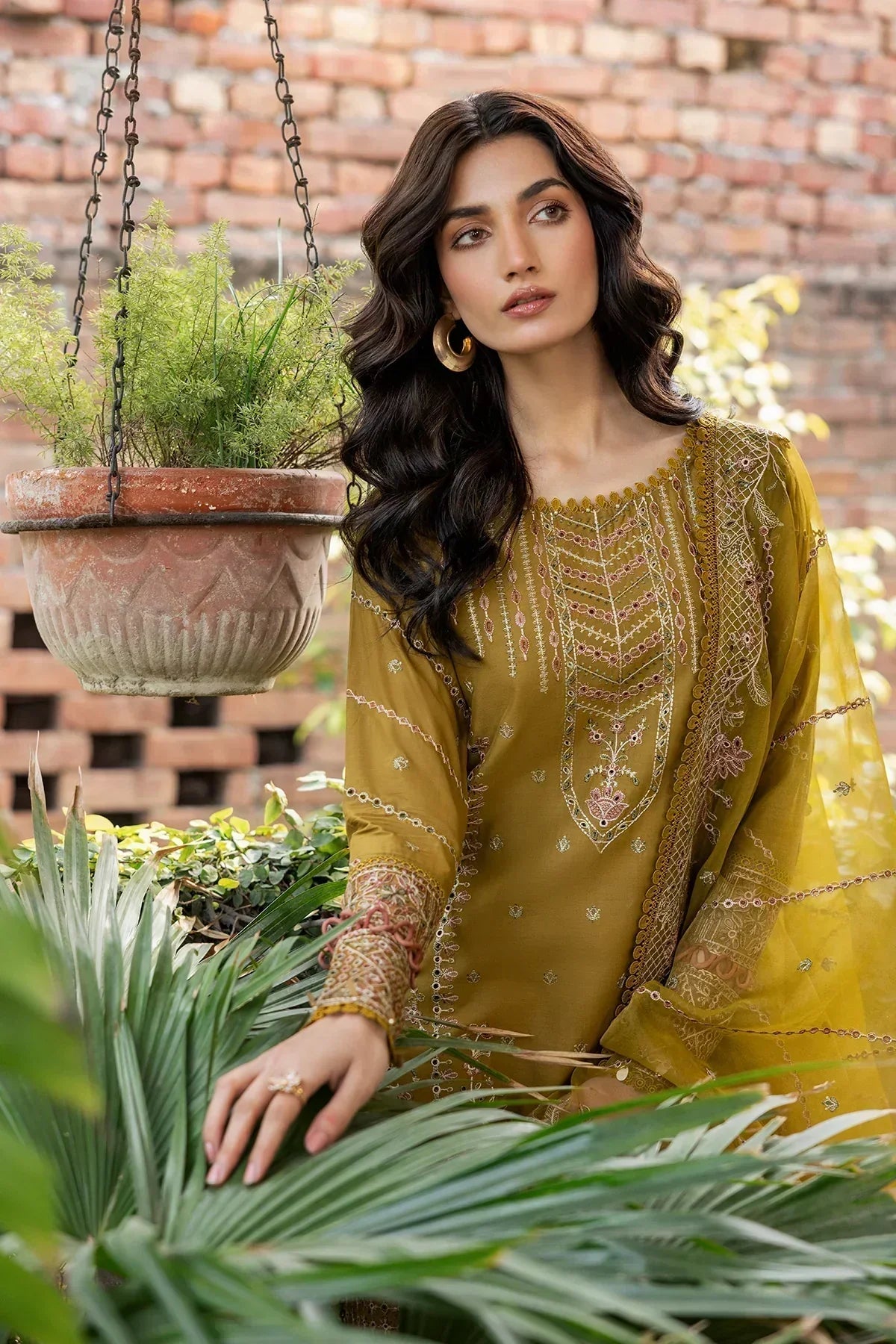 Farasha | Bahaar Embroidered Lawn | Summer Bloom - House Of Anaya