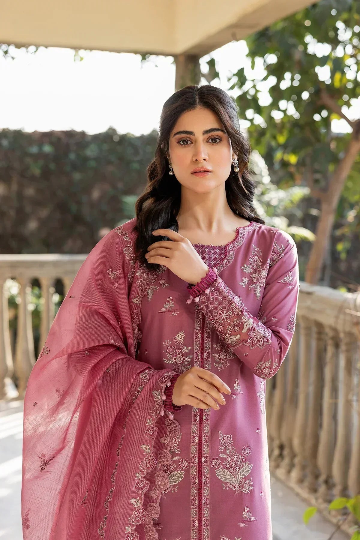 Farasha | Bahaar Embroidered Lawn | Rose Garland - House Of Anaya