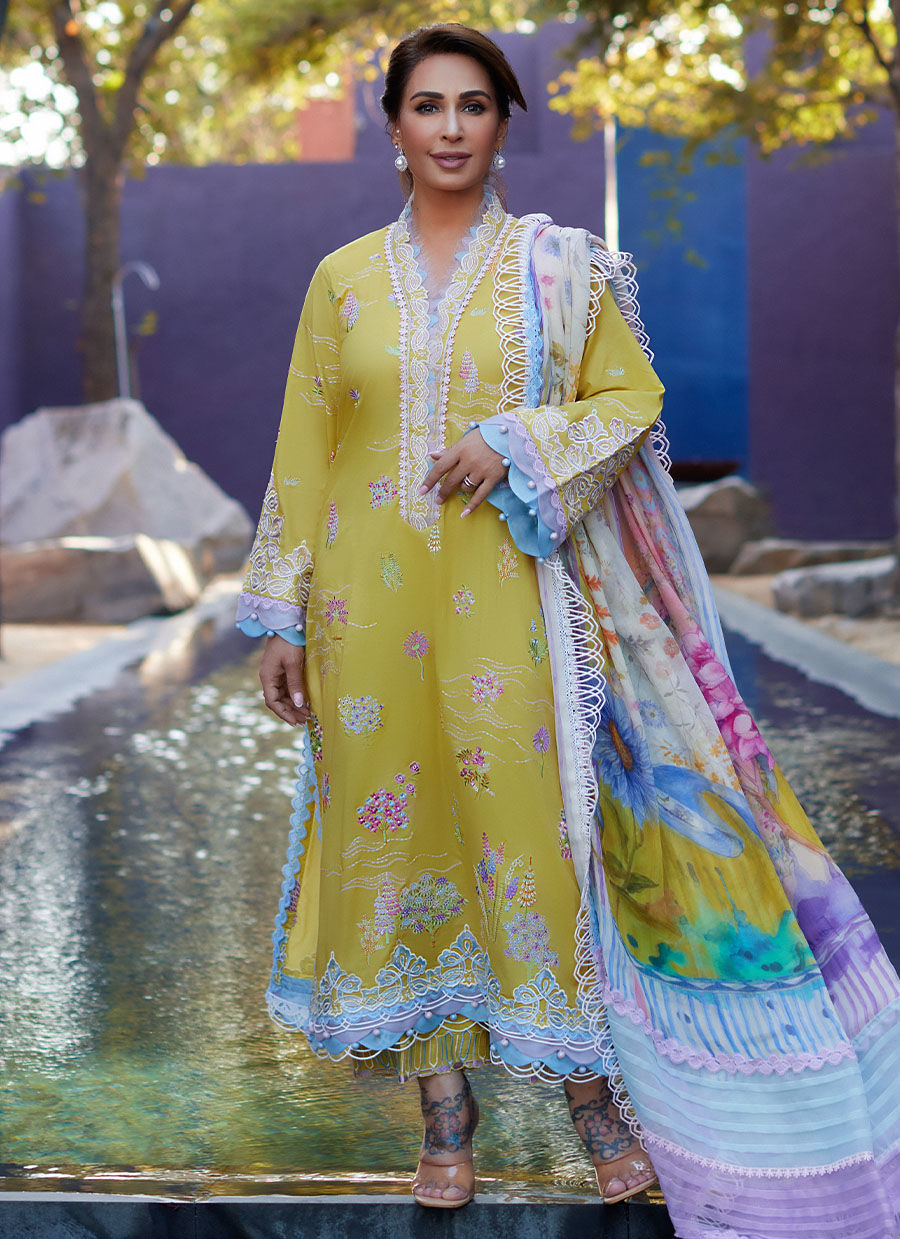Farah Talib Aziz | Suay Lawn 24 | KELAYA KIWI - House Of Anaya
