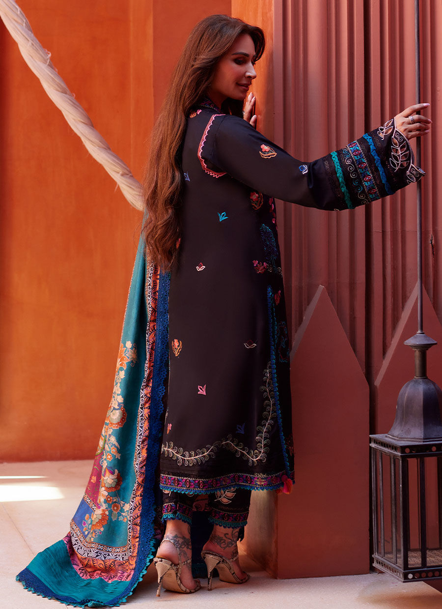 Farah Talib Aziz | Suay Lawn 24 | ILARIA Black - House Of Anaya
