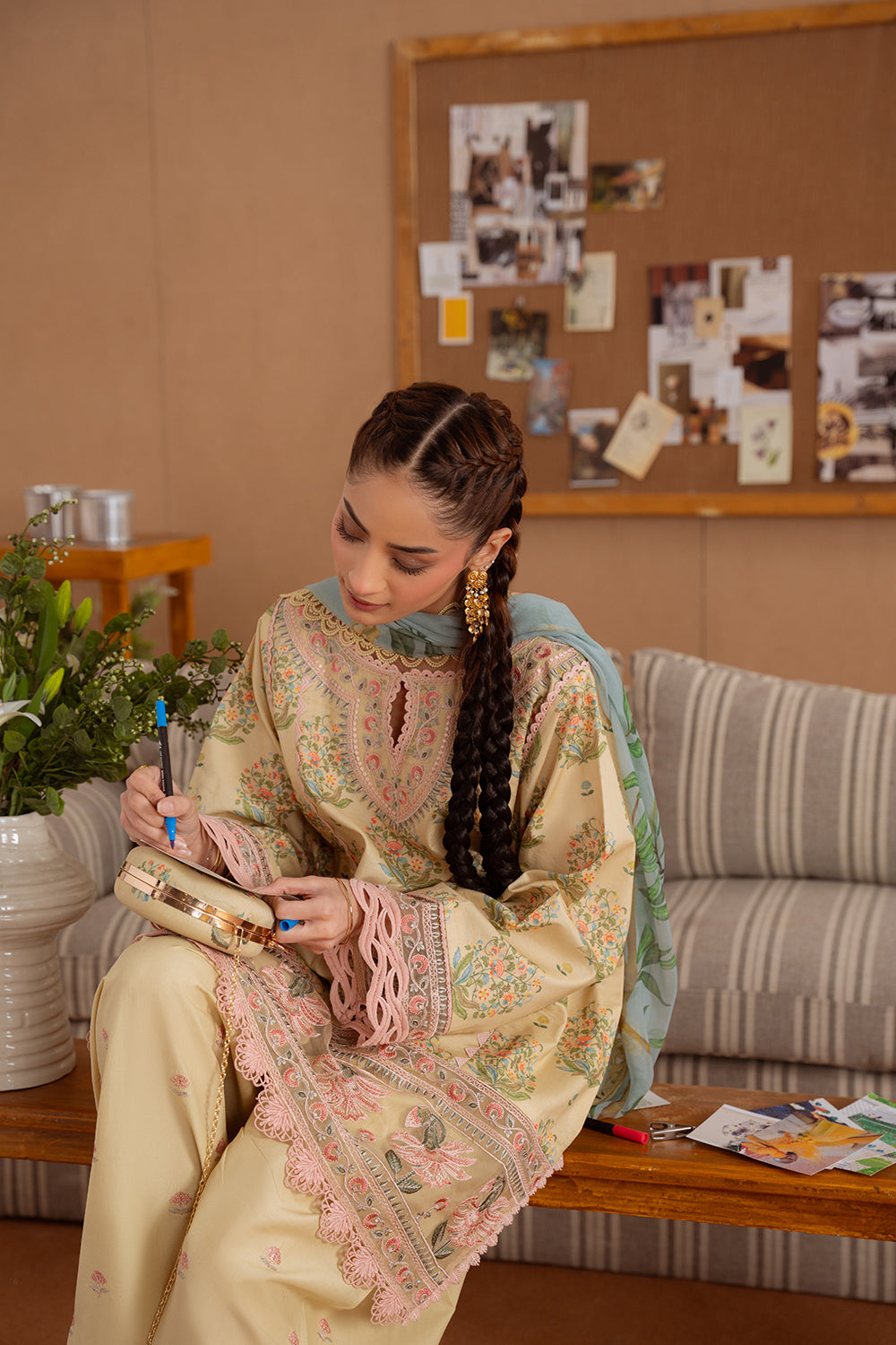Saira Rizwan | Laanem Summer Lawn 25 | NERIDA-A-SRL25-02