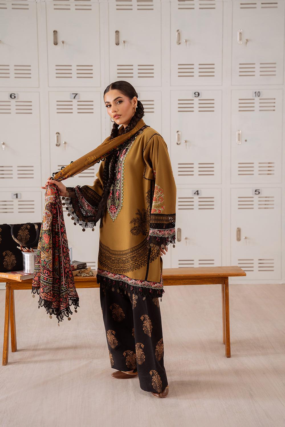 Saira Rizwan | Laanem Summer Lawn 25 | NAZLI-A-SRL25-06