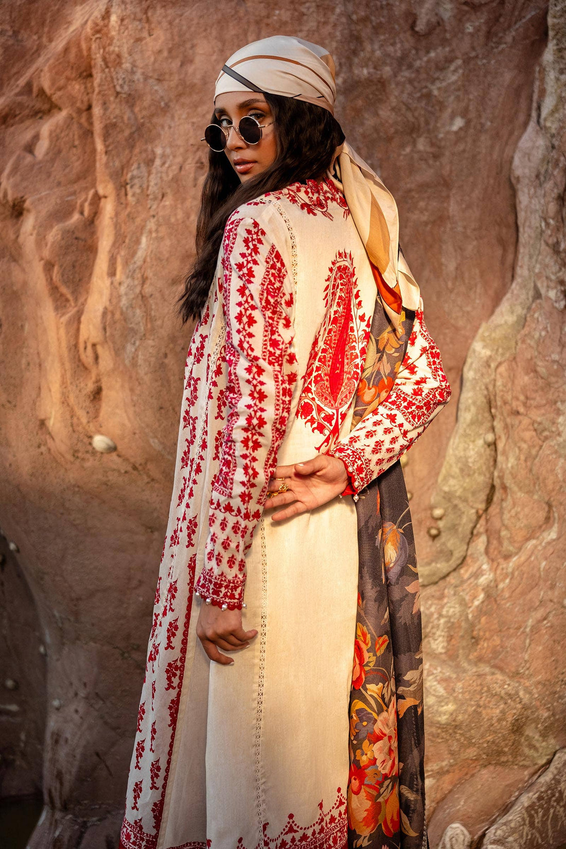 Sana Safinaz | Mahay Spring 24 | H241-006B-2BS - House Of Anaya
