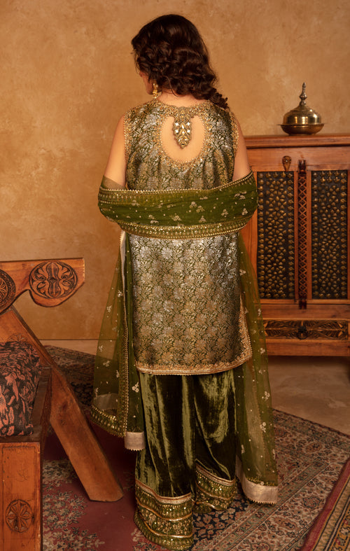 Maya | Raazi Velvet 24 | GULZAR - House Of Anaya