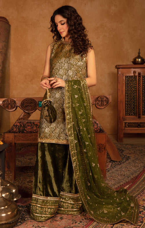 Maya | Raazi Velvet 24 | GULZAR - House Of Anaya