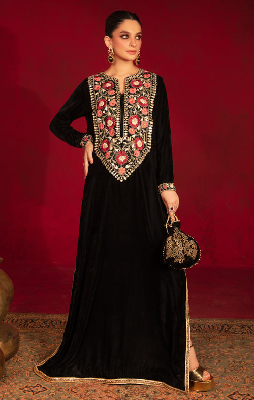 Maya | Raazi Velvet 24 | ZEEST - House Of Anaya