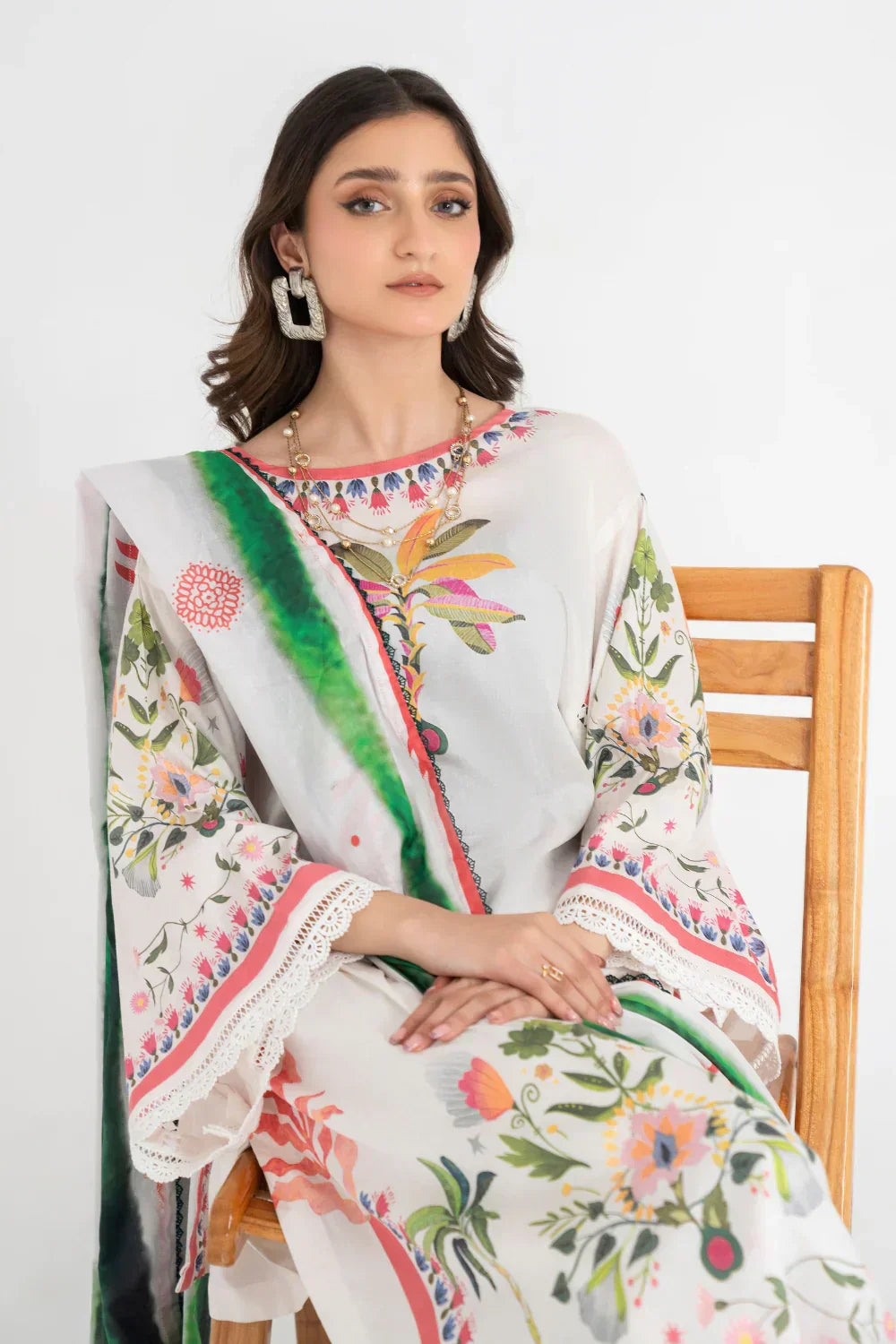 Ittehad | Printed Lawn 24 | IP3P05-3PS-OWH - House Of Anaya