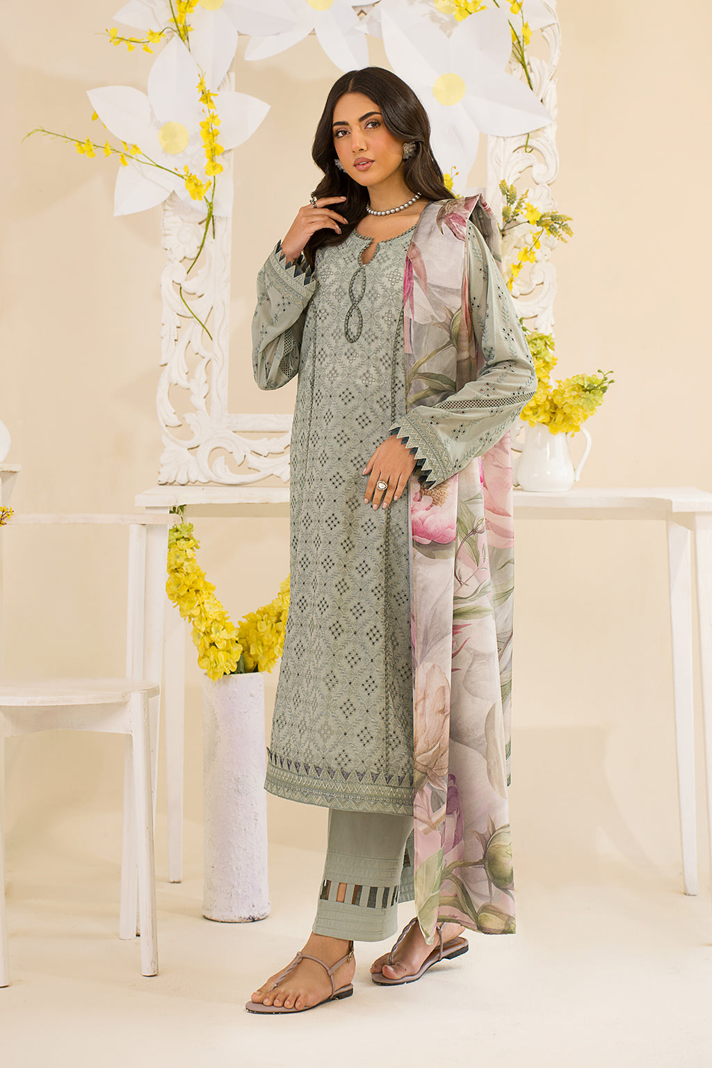 Iznik | Lawnkari 24 | UE-189 SLEEKCHIC - House Of Anaya
