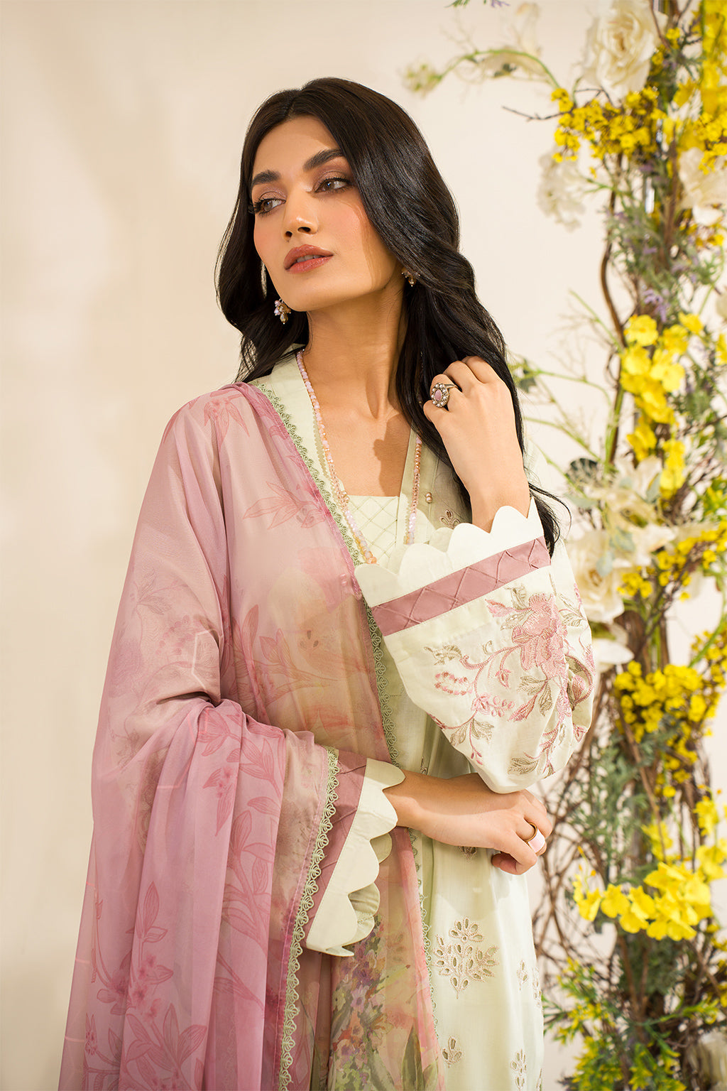 Iznik | Lawnkari 24 | UE-198 SILKGREEN - House Of Anaya