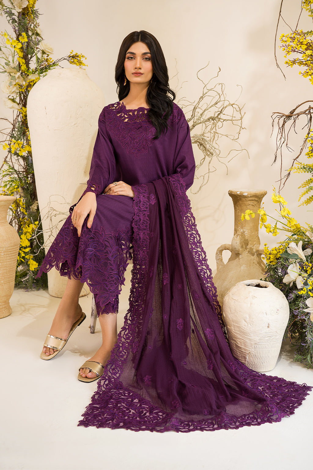 Iznik | Lawnkari 24 | UE-209 QUAGMIRE - House Of Anaya