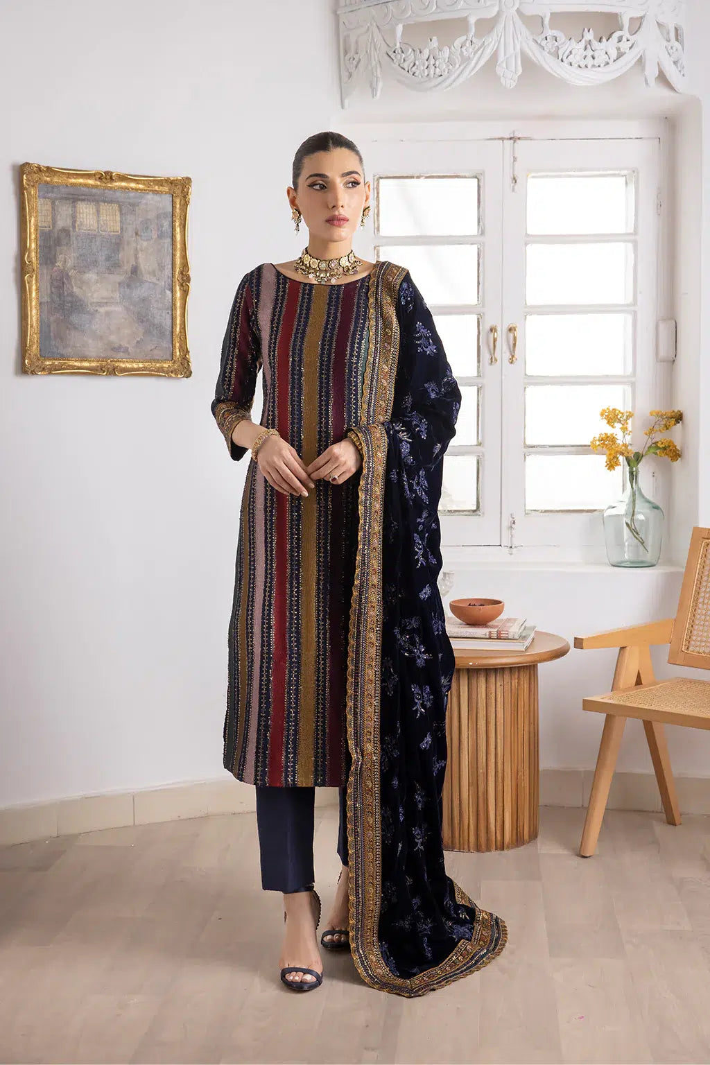 Iznik | Festive Velvet 23 | IV-29 SITARAH - House Of Anaya