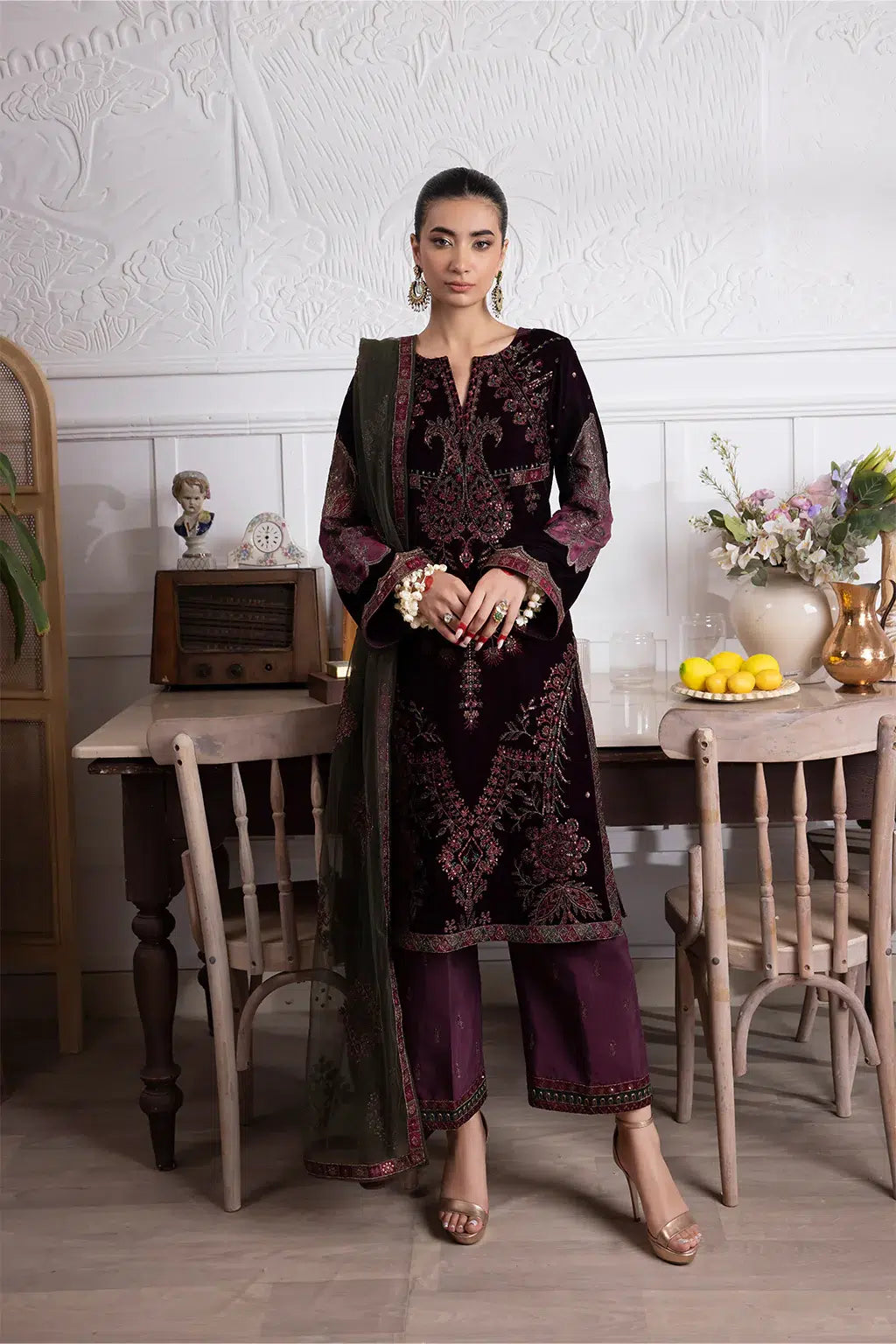 Iznik | Festive Velvet 23 | IV-30 AZITAH - House Of Anaya