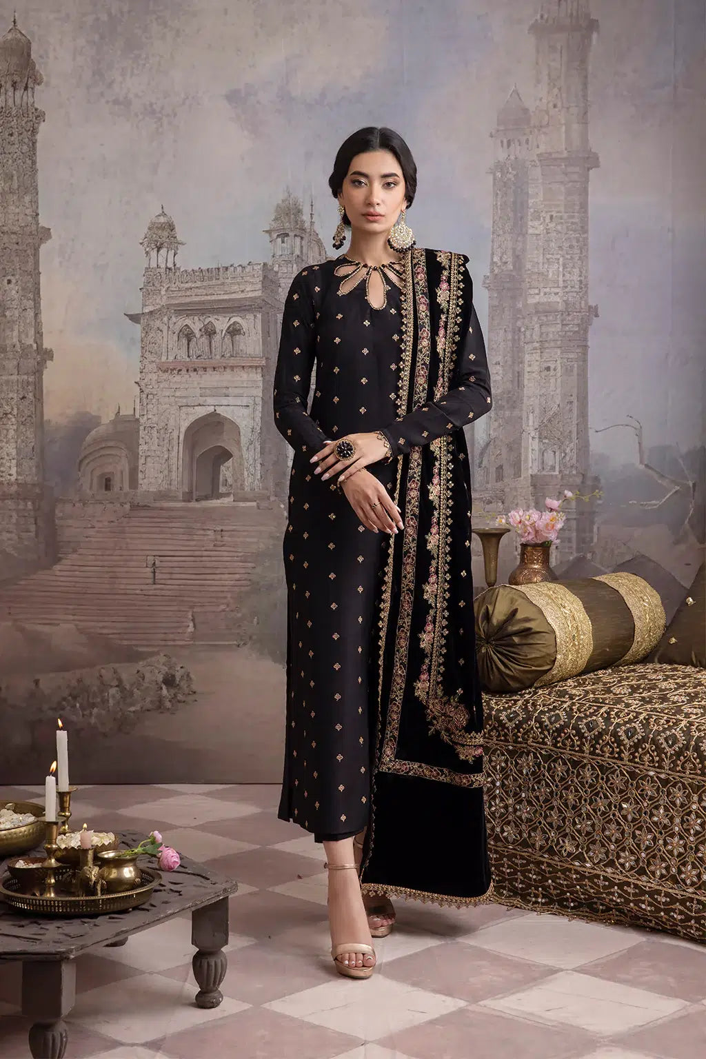 Iznik | Festive Velvet 23 | IV-28 LEILA - House Of Anaya