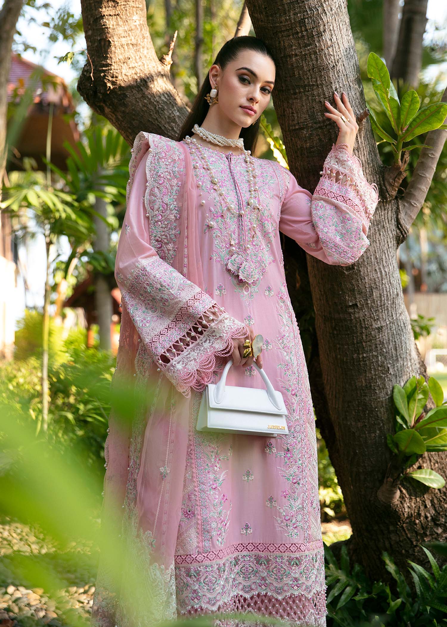 Kanwal Malik | Sareen Luxury Lawn 24 | Misty - House Of Anaya