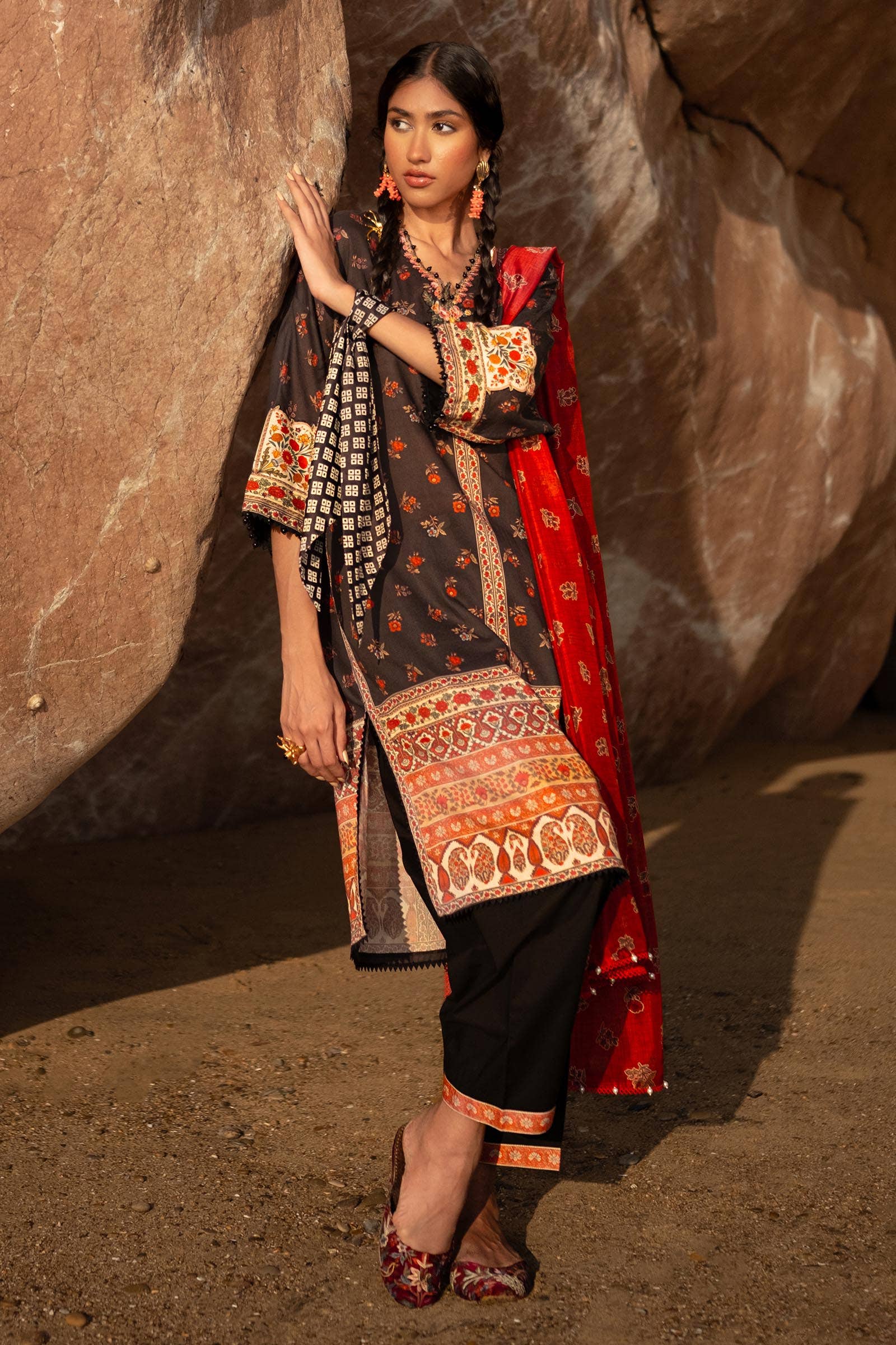 Sana Safinaz | Mahay Spring 24 | H241-017A-2BK - House Of Anaya