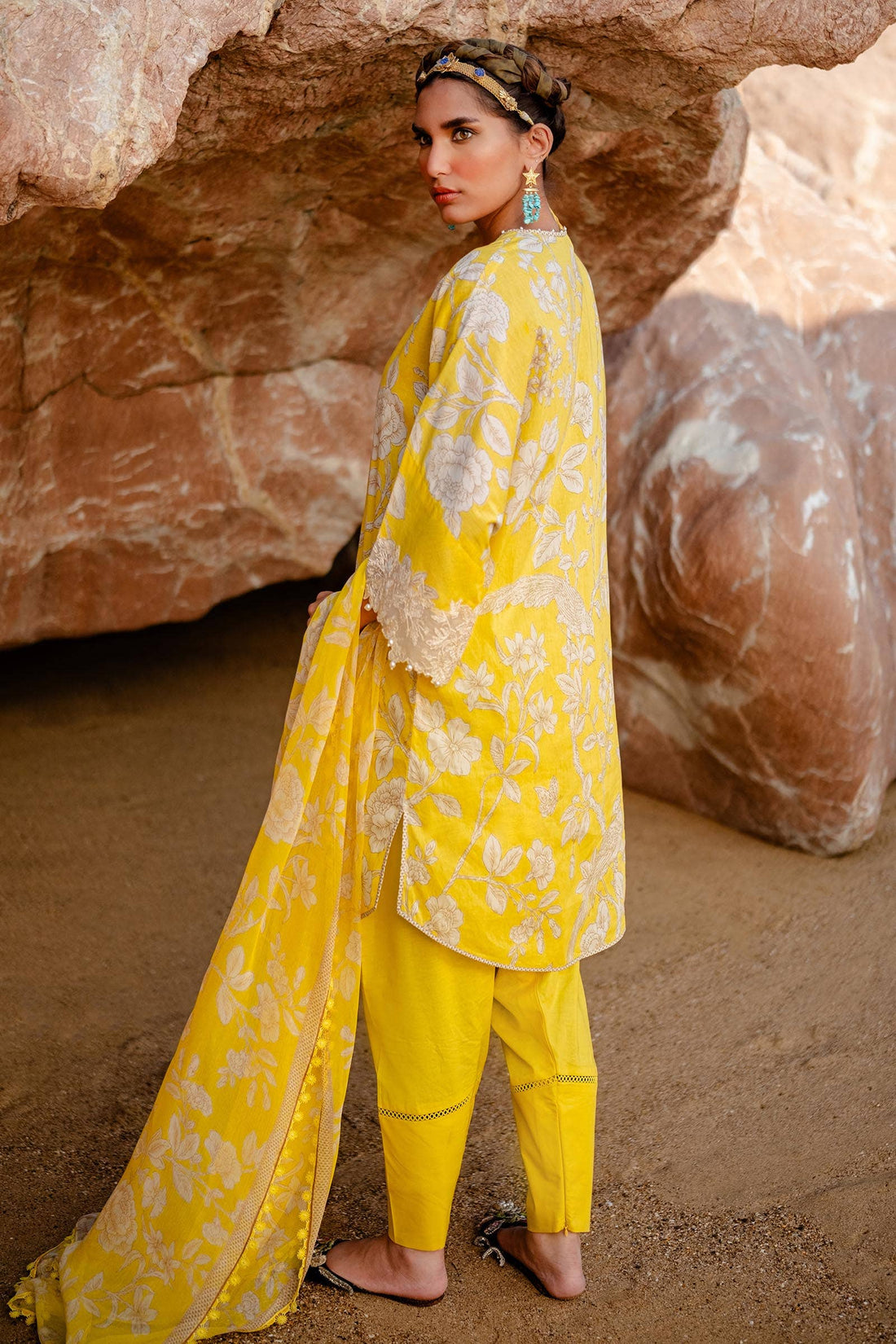 Sana Safinaz | Mahay Spring 24 | H241-001A-3CI - House Of Anaya