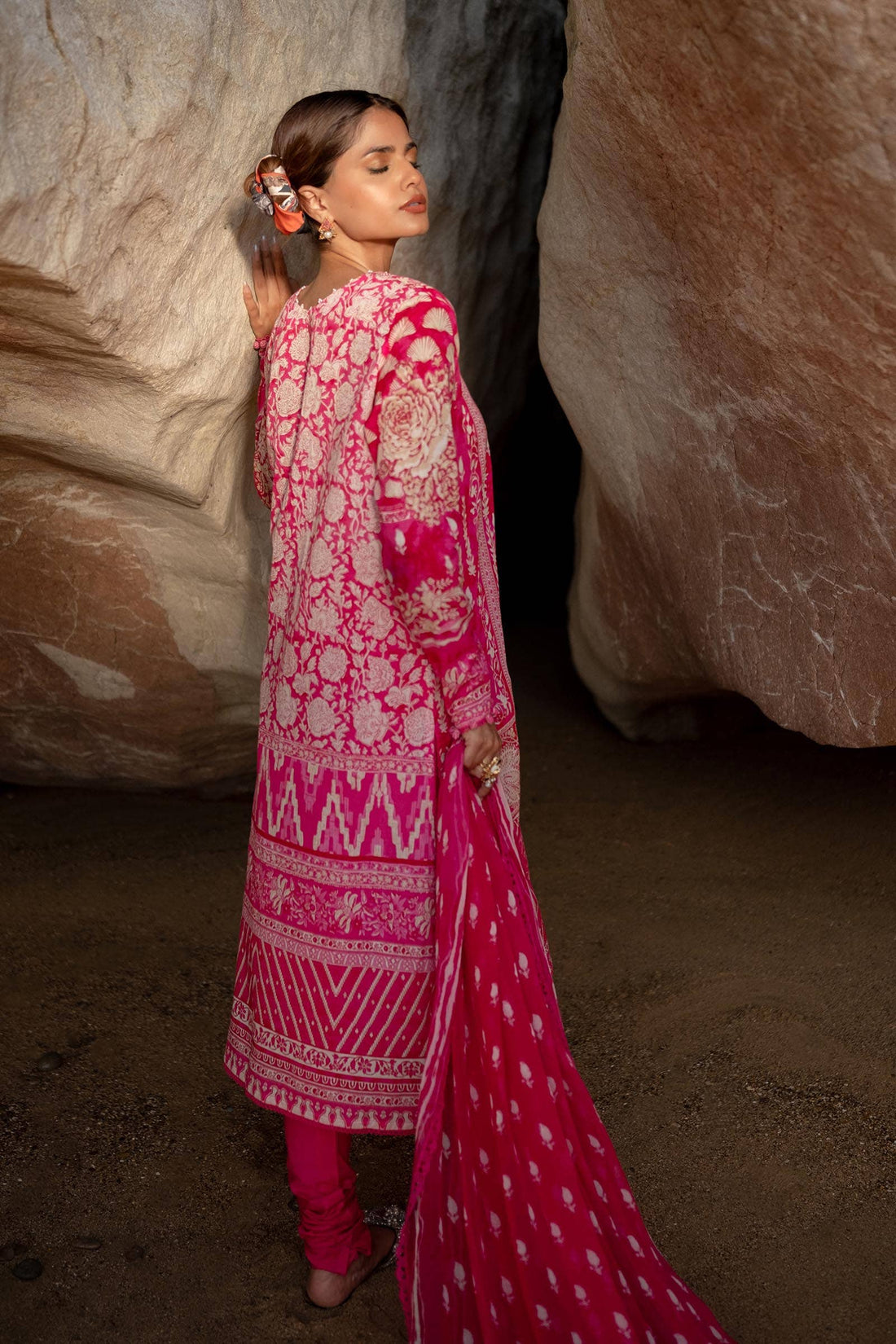 Sana Safinaz | Mahay Spring 24 | H241-005A-3CI - House Of Anaya