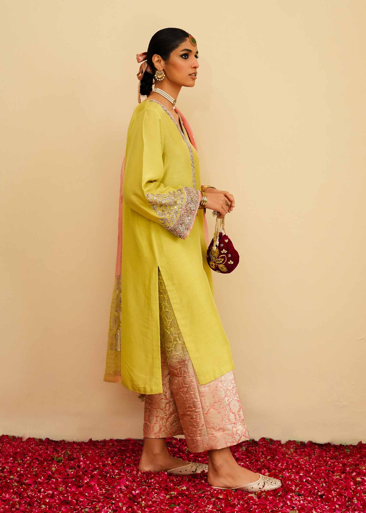 Mahgul | Eid Edit 2024 | Lemon Mint - House of Zarish