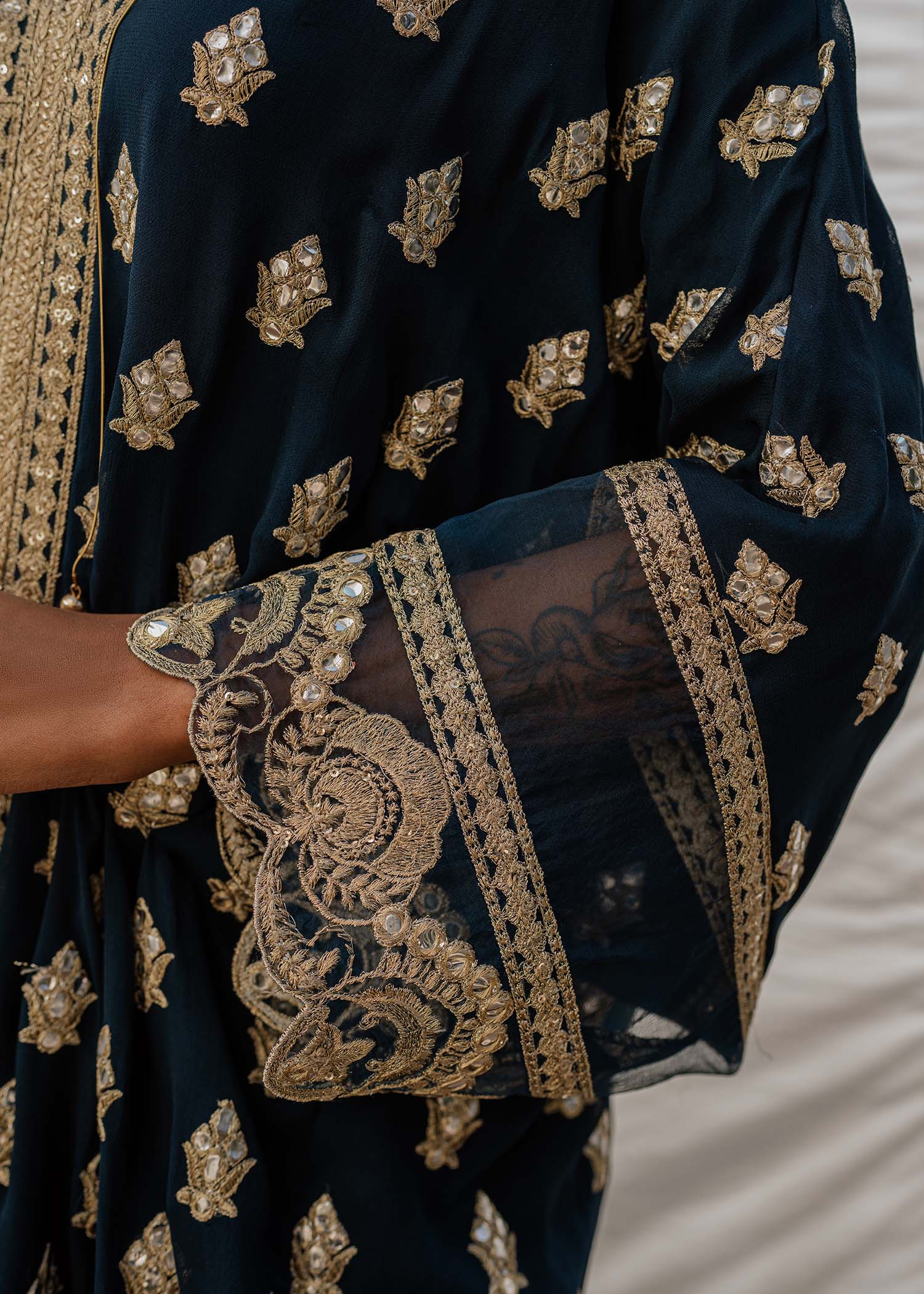 Mahgul | Eid Edit 2024 | Indigo Mirror - House of Zarish