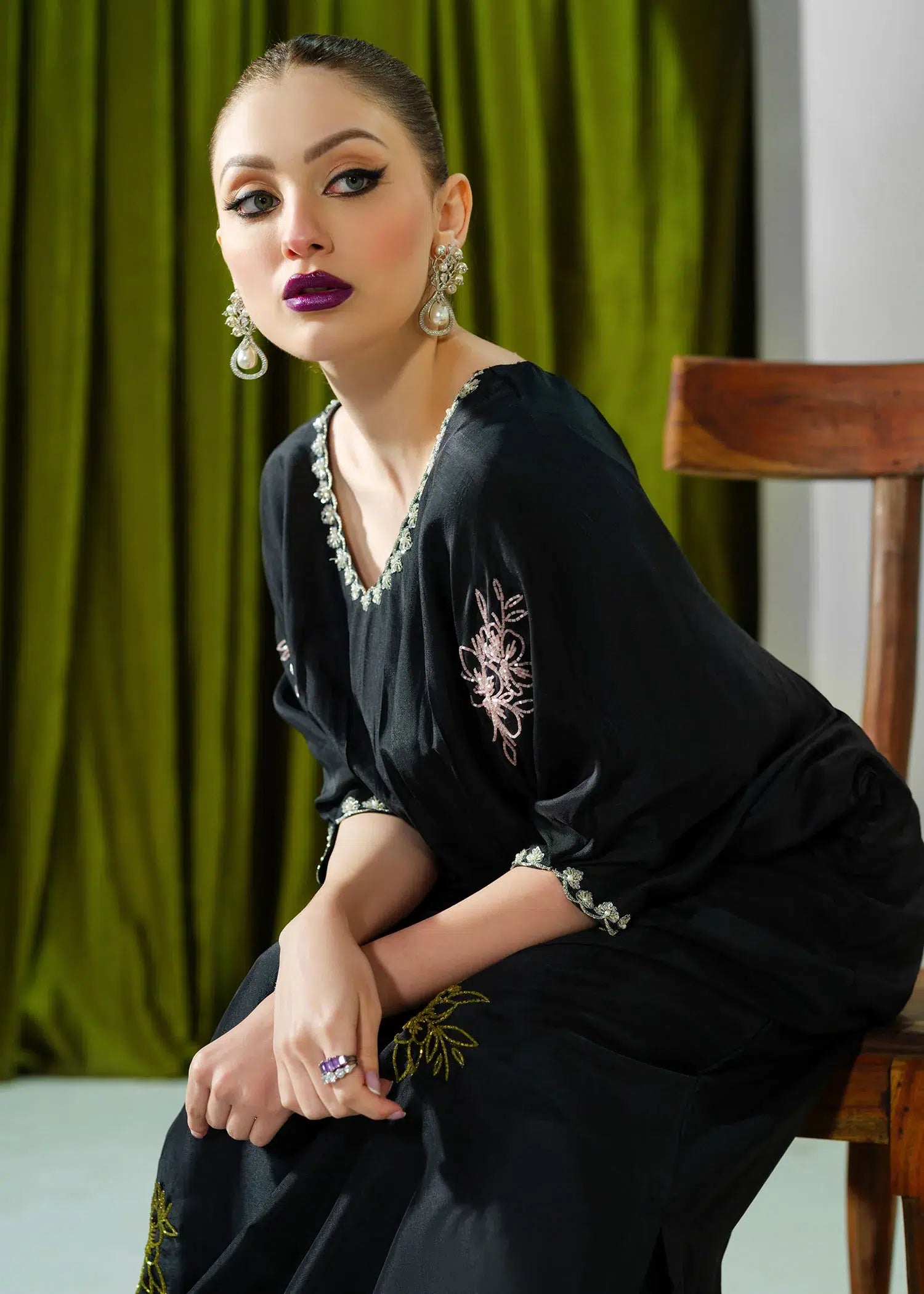 Mahum Asad | Forever and Ever Formals | Midnight - House Of Anaya