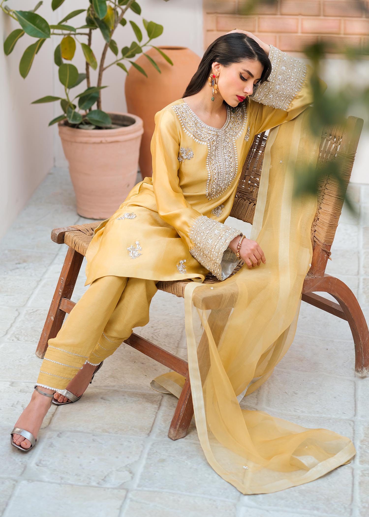 Mahum Asad | Raising The Bar | Bombshell - House Of Anaya