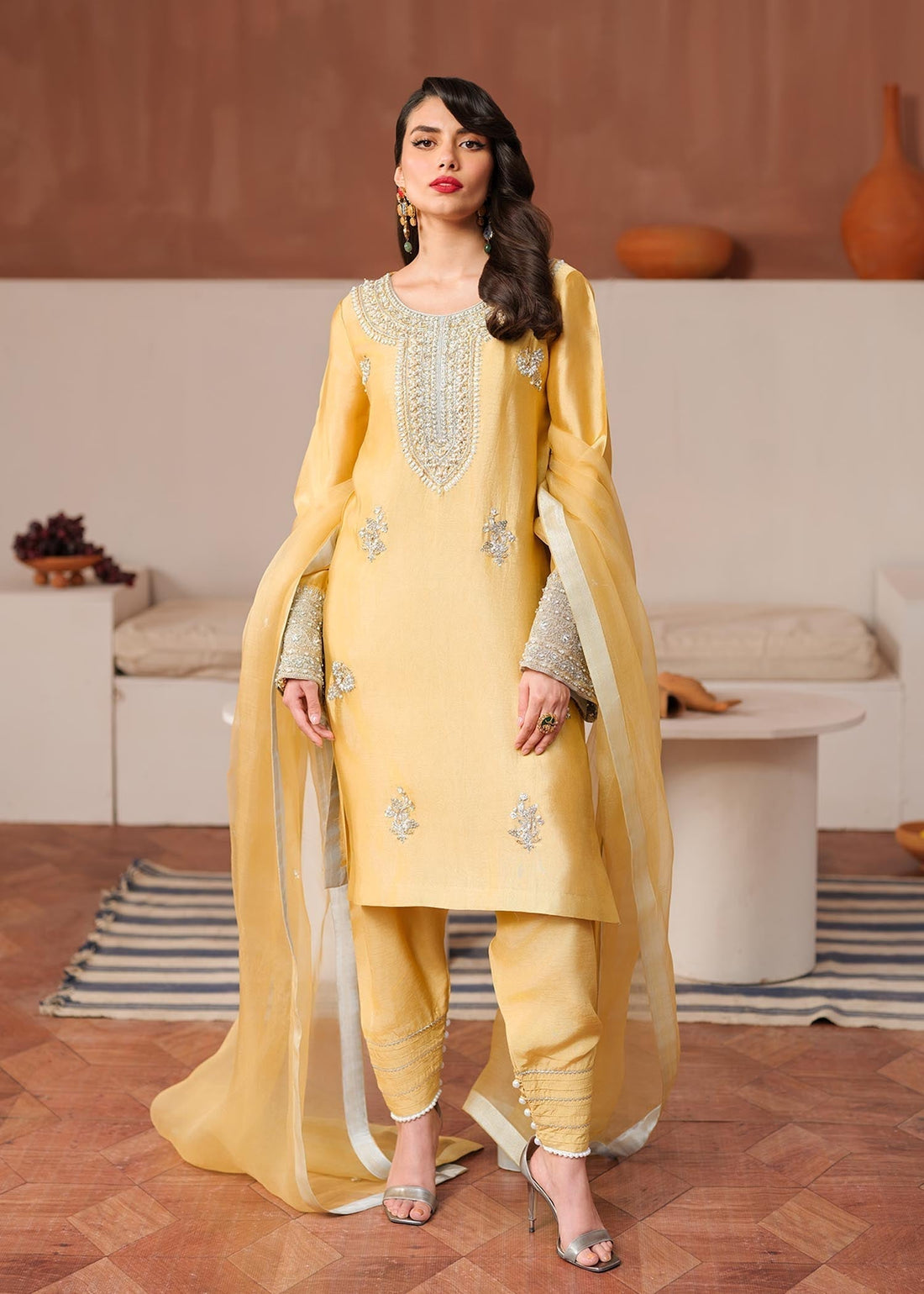 Mahum Asad | Raising The Bar | Bombshell - House of Zarish