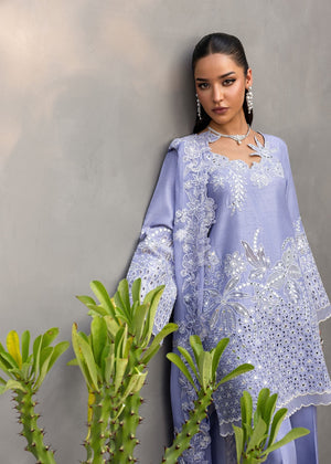 Saira Shakira | Nureh Luxe | Moon Petal