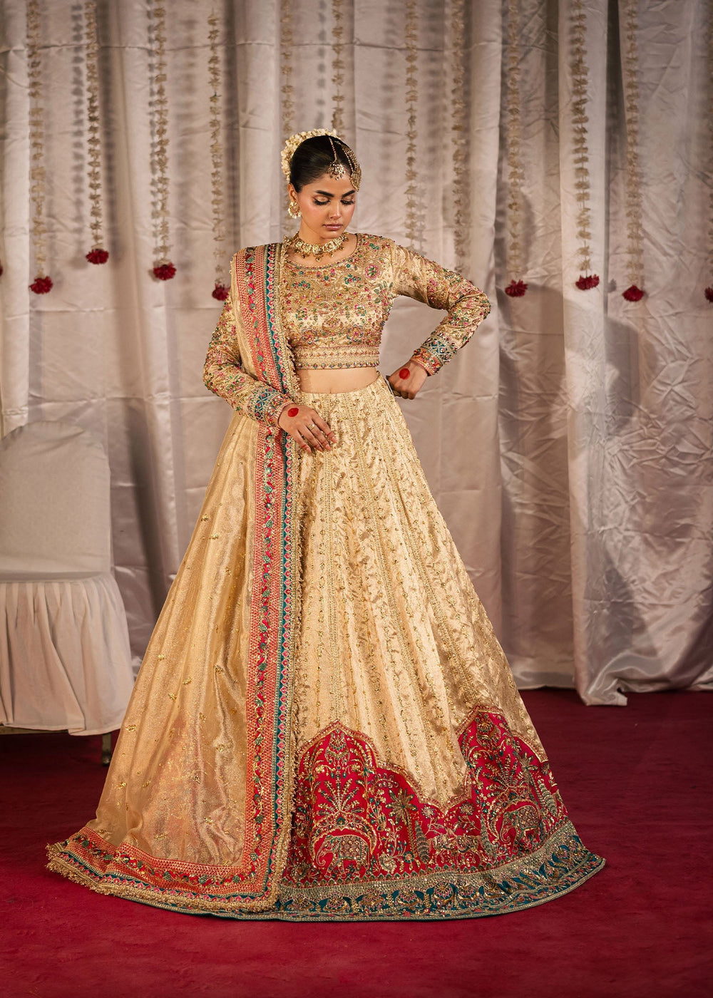 Maria Osama Khan | Jhil Mil Wedding Festive | Danak -
Maria Osama
