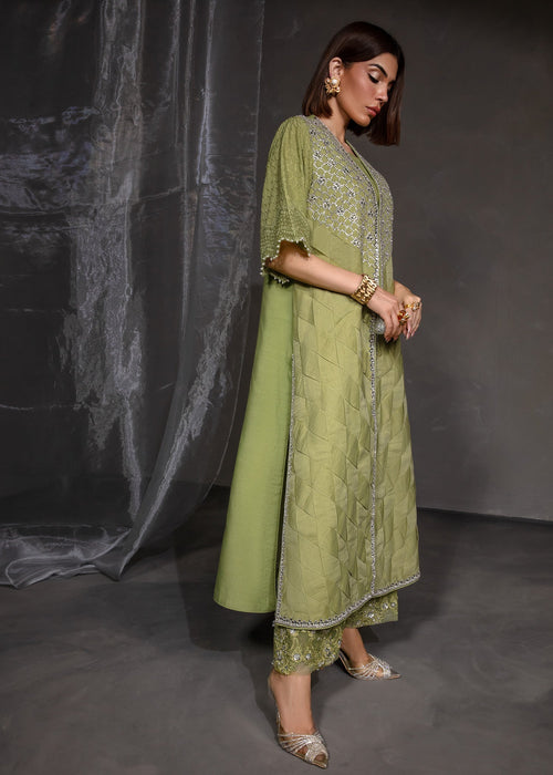 Saira Shakira | Zarae Luxury Pret | Ivy