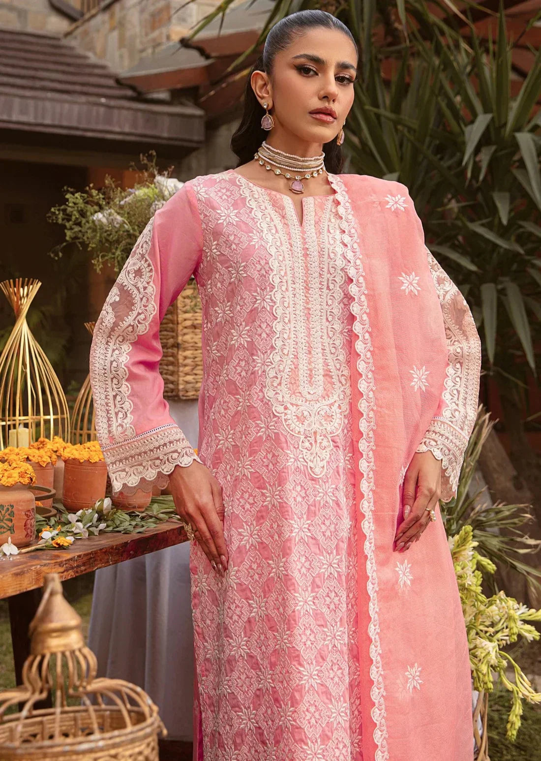 Mohagni | Muntazir Luxury Lawn 24 | MGZ-12 - House of Zarish