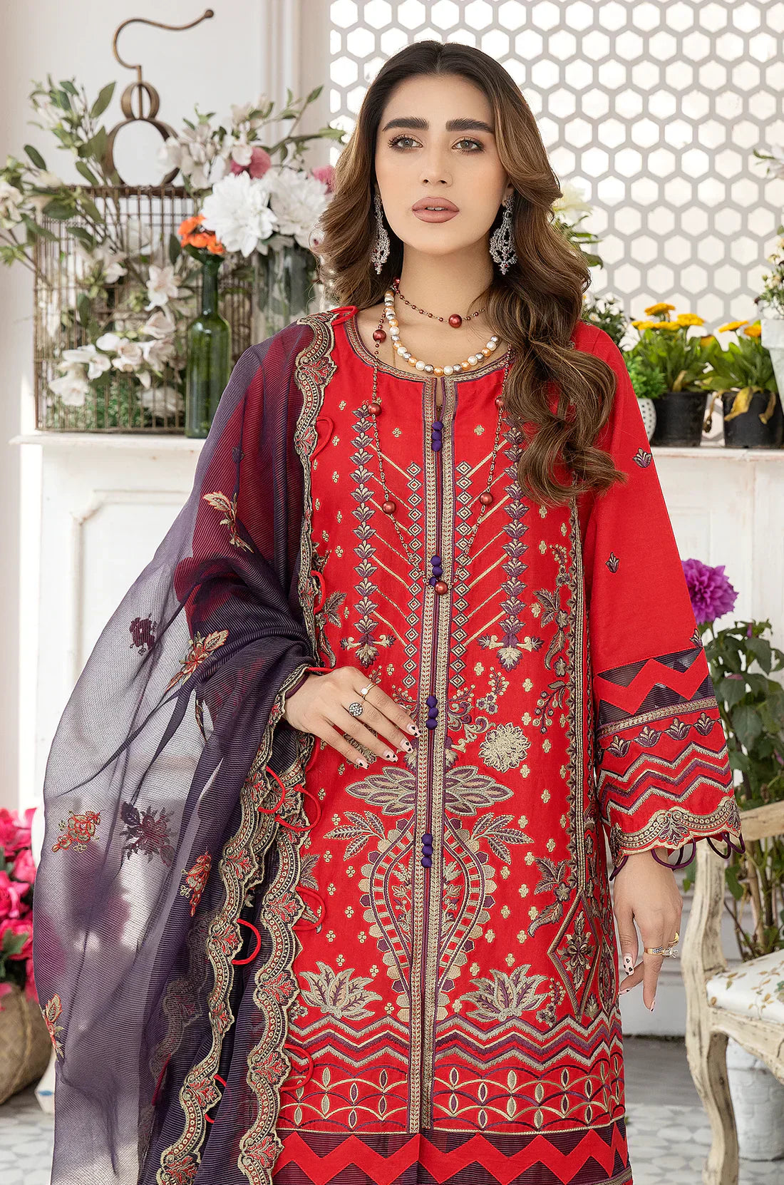 Mohagni | Muntazir Luxury Lawn 24 | AM-10 - House of Zarish