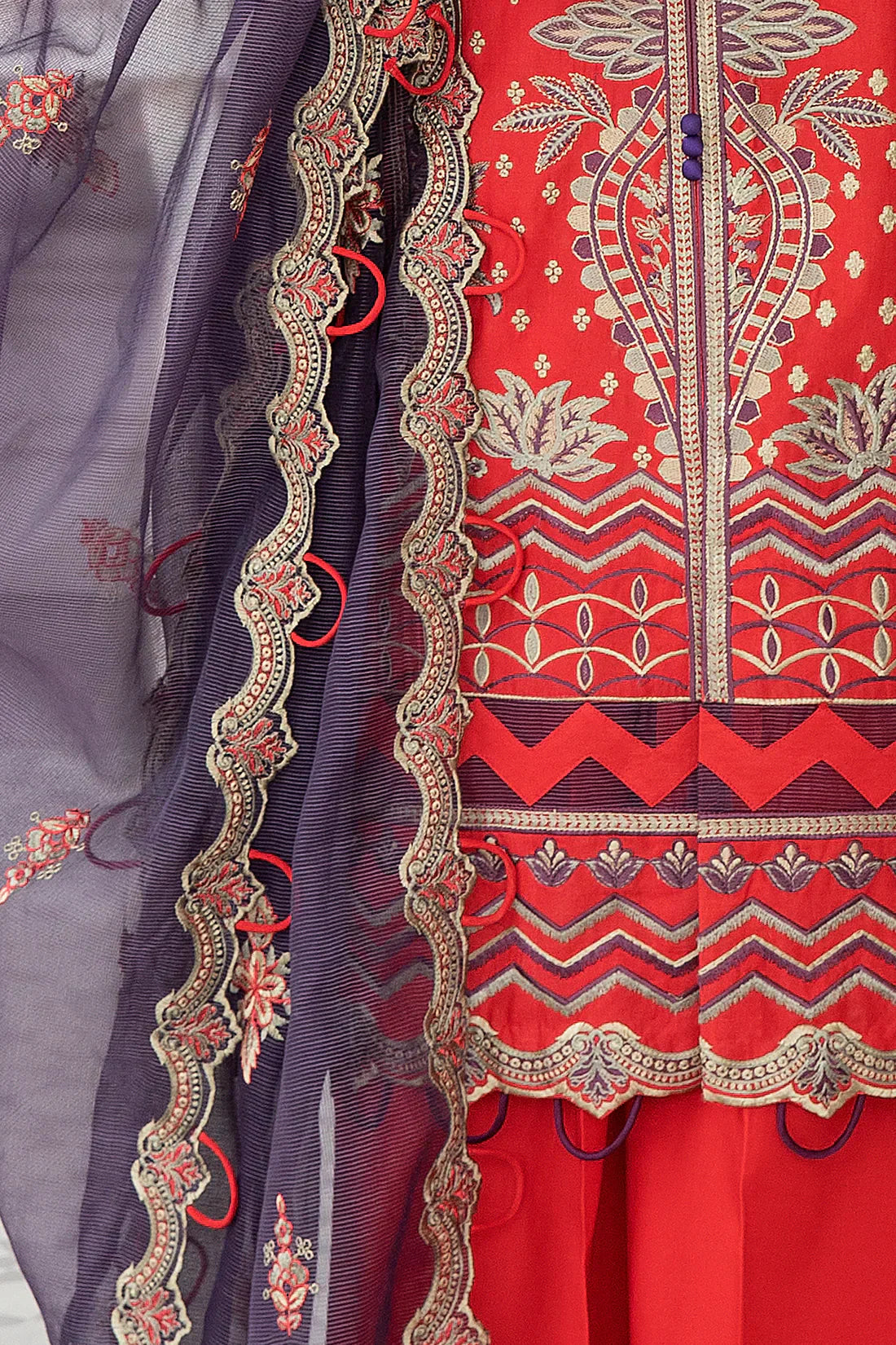 Mohagni | Muntazir Luxury Lawn 24 | AM-10 - House of Zarish