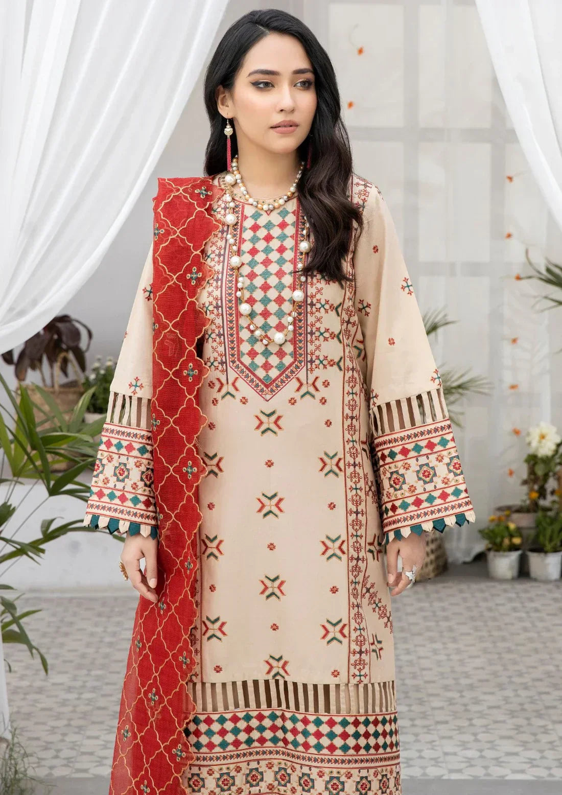 Mohagni | Muntazir Luxury Lawn 24 | AM-15 - House of Zarish