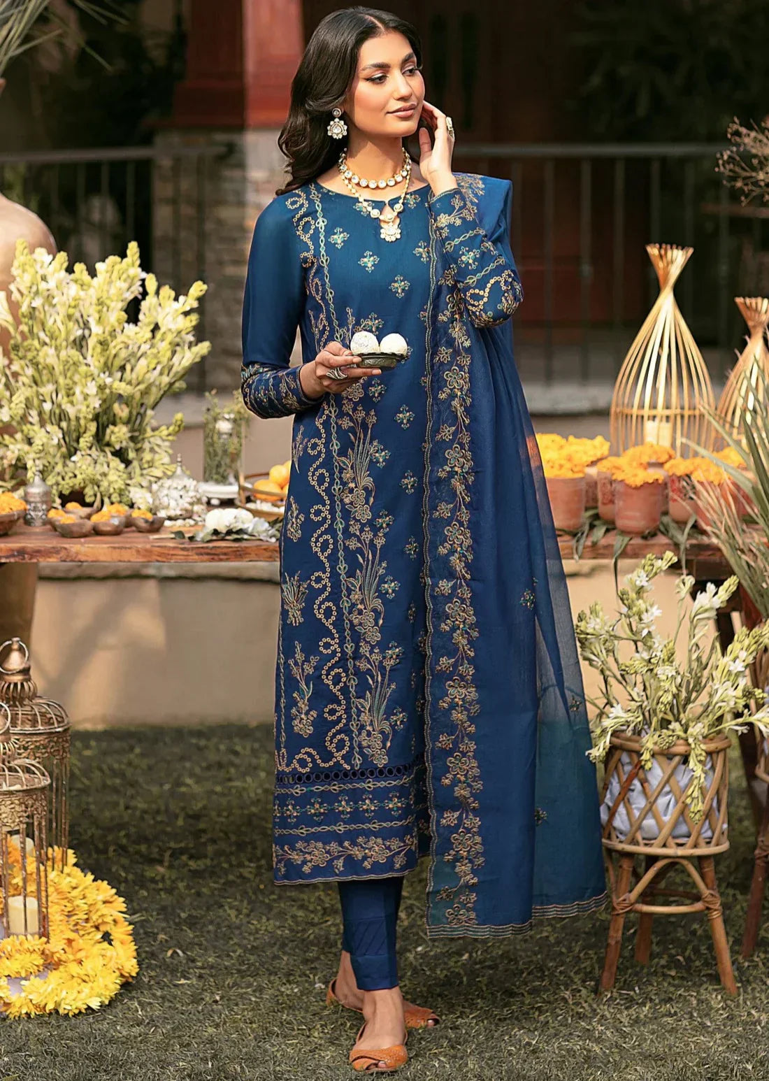 Mohagni | Muntazir Luxury Lawn 24 | CM-06 - House of Zarish