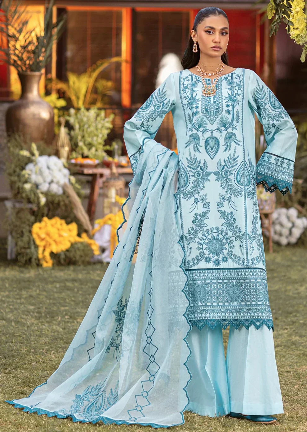 Mohagni | Muntazir Luxury Lawn 24 | CM-10 - House of Zarish