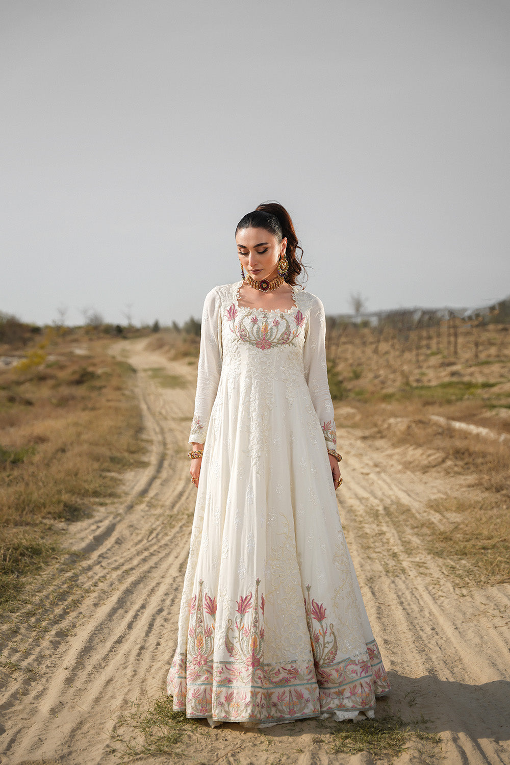Nilofer Shahid | Verve Summer 24 | Kaira  Verve SS 24 - House of Zarish