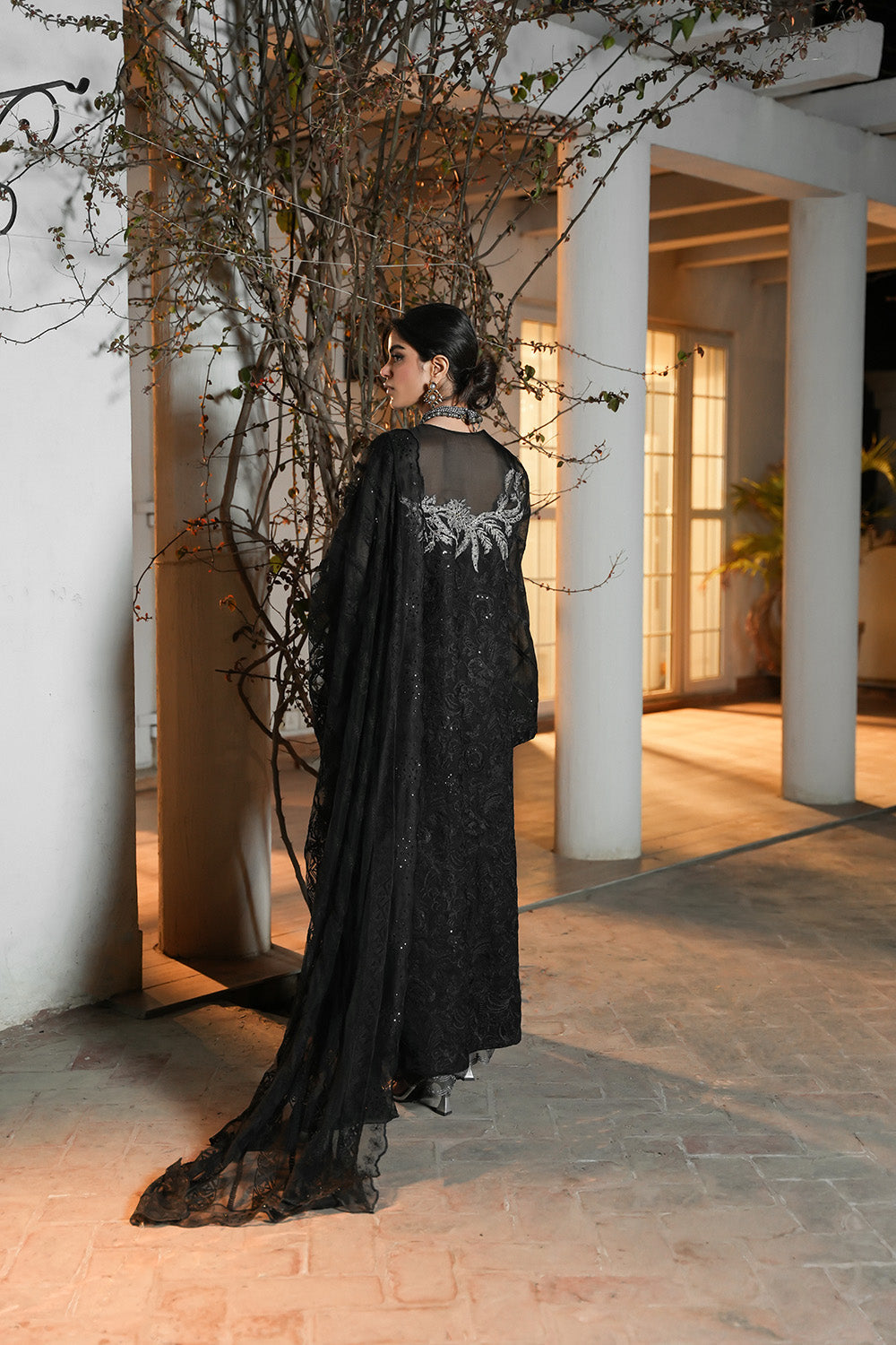 Nilofer Shahid | Verve Summer 24 | Amorist (3pc)- Verve SS 24 - House of Zarish