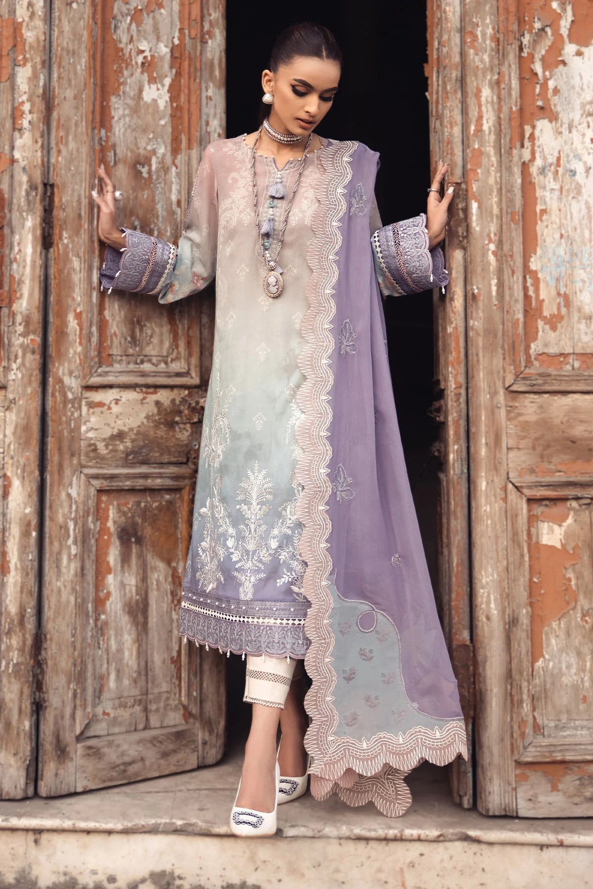 Nureh | Swiss Prints | NS-121