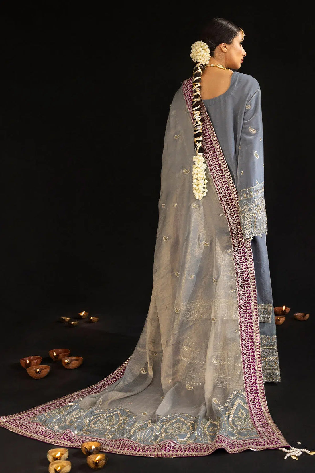 Nureh | Maya Velvet 23 | Mahal - House Of Anaya