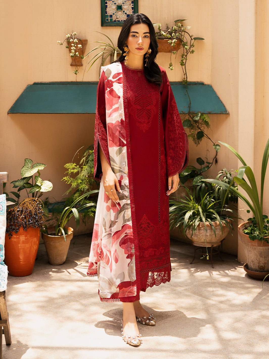 Izel | Dastak Luxury Lawn | REET - House Of Anaya