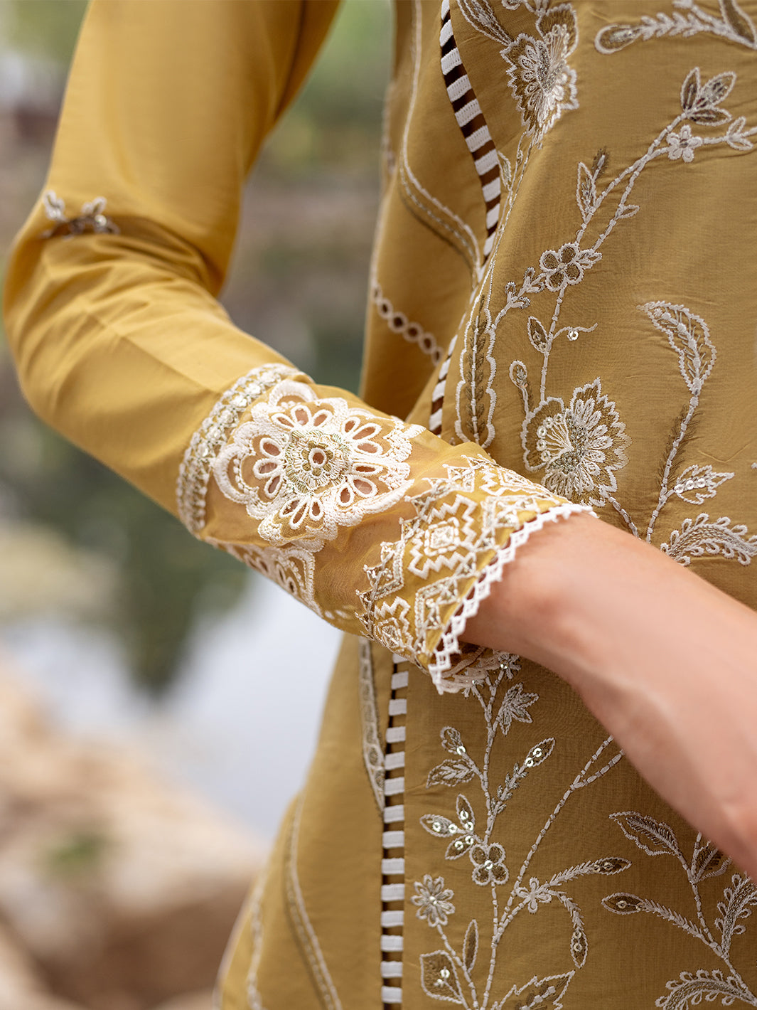 Roheenaz | Dahlia Embroidered Lawn 24 | Forsythia - House of Zarish