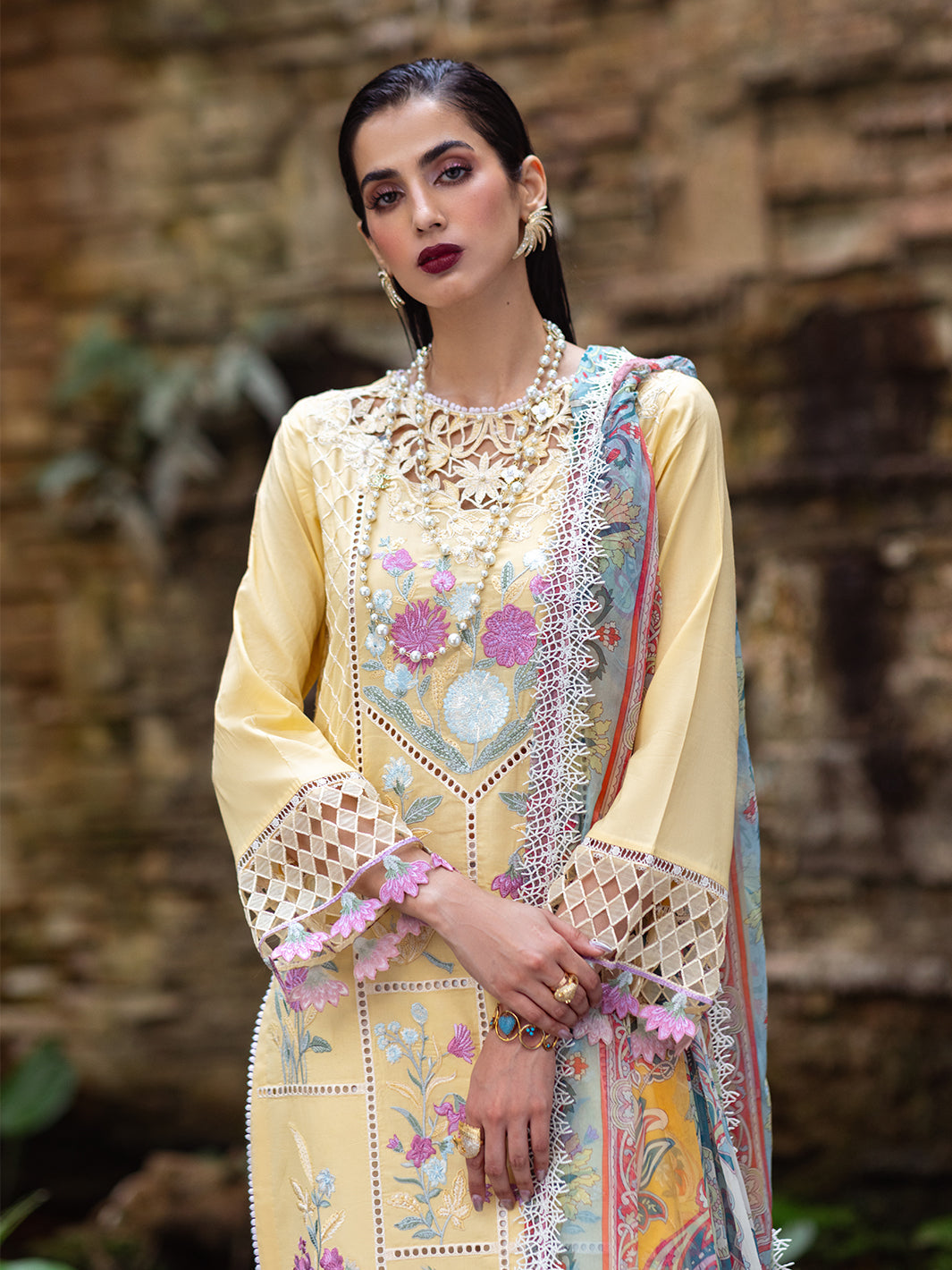 Roheenaz | Dahlia Embroidered Lawn 24 | Daffodil - House of Zarish