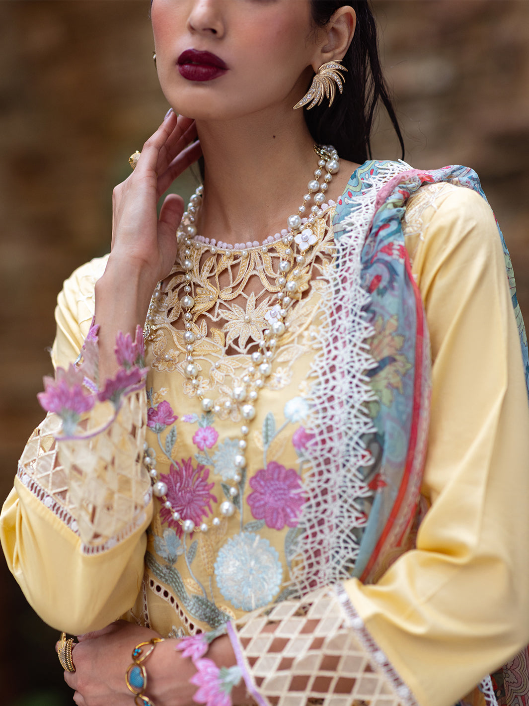 Roheenaz | Dahlia Embroidered Lawn 24 | Daffodil - House of Zarish