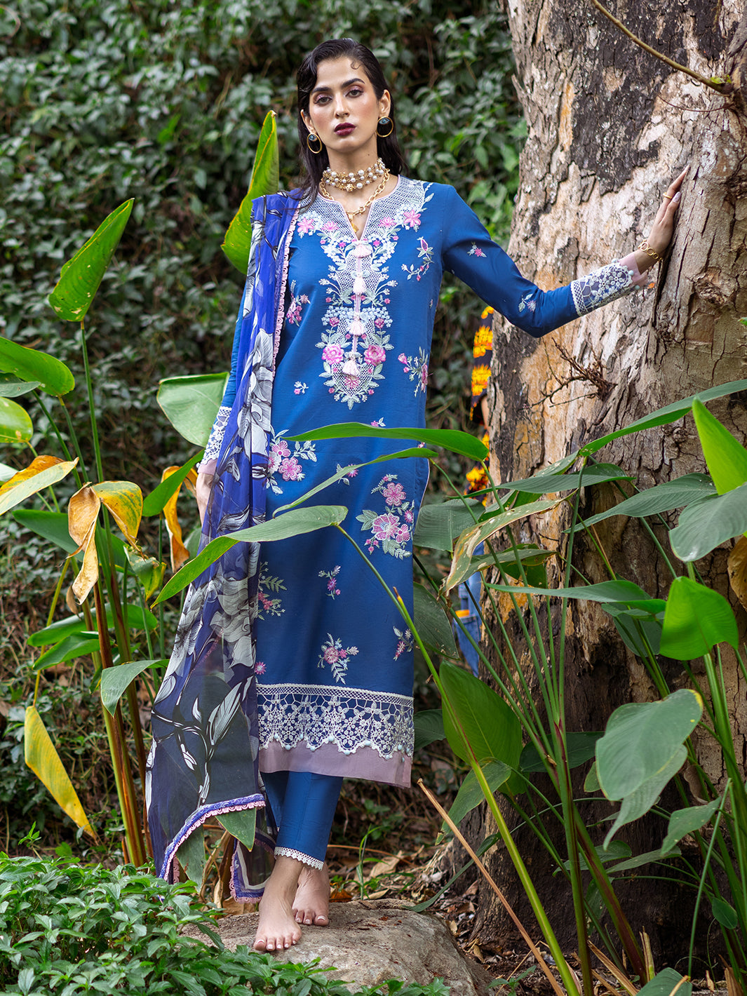 Roheenaz | Dahlia Embroidered Lawn 24 | Bluebell - House of Zarish