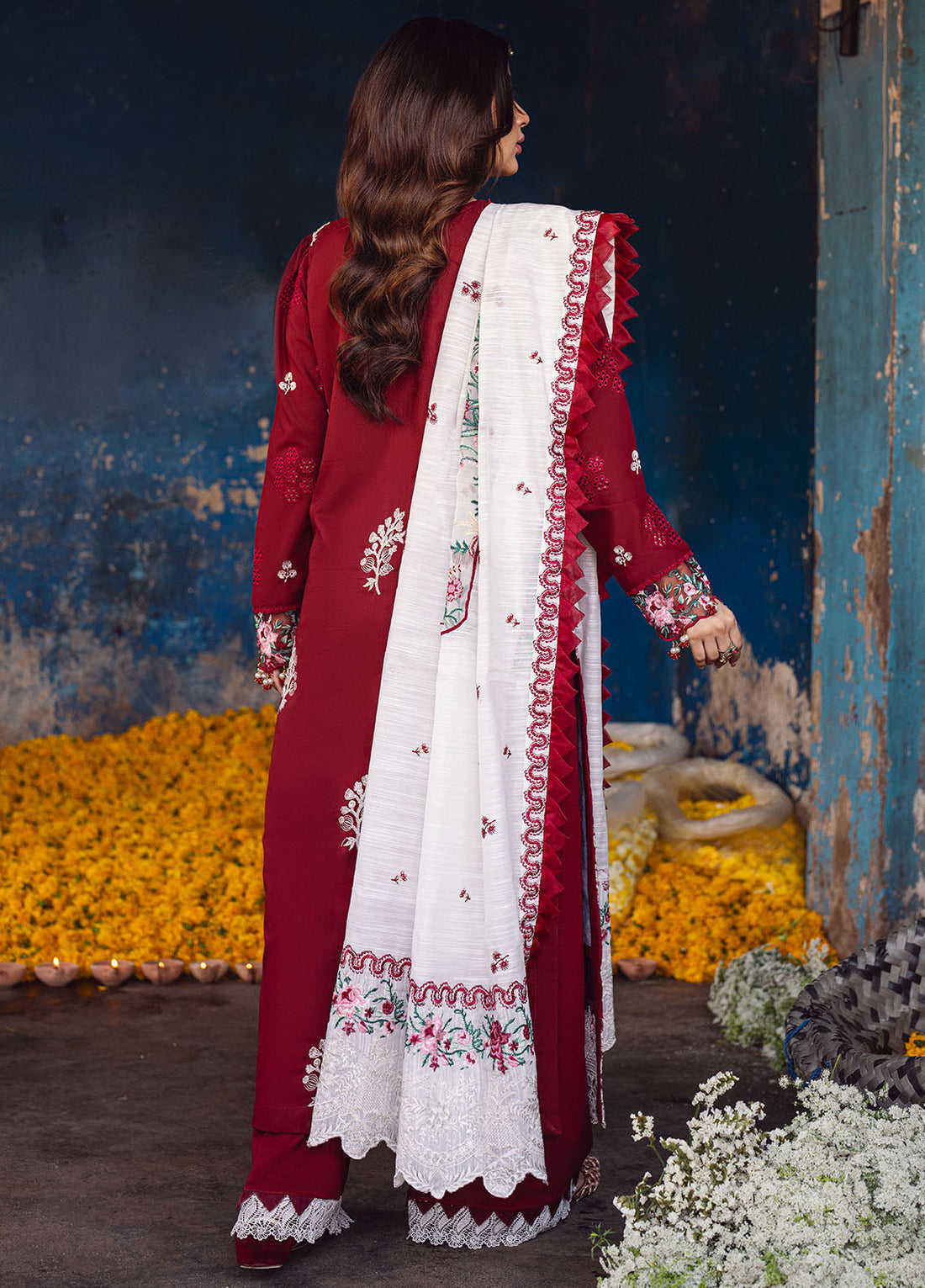 Sahane | Sahakari Chikankari Lawn Edit 24 | Gulaab - House of Zarish