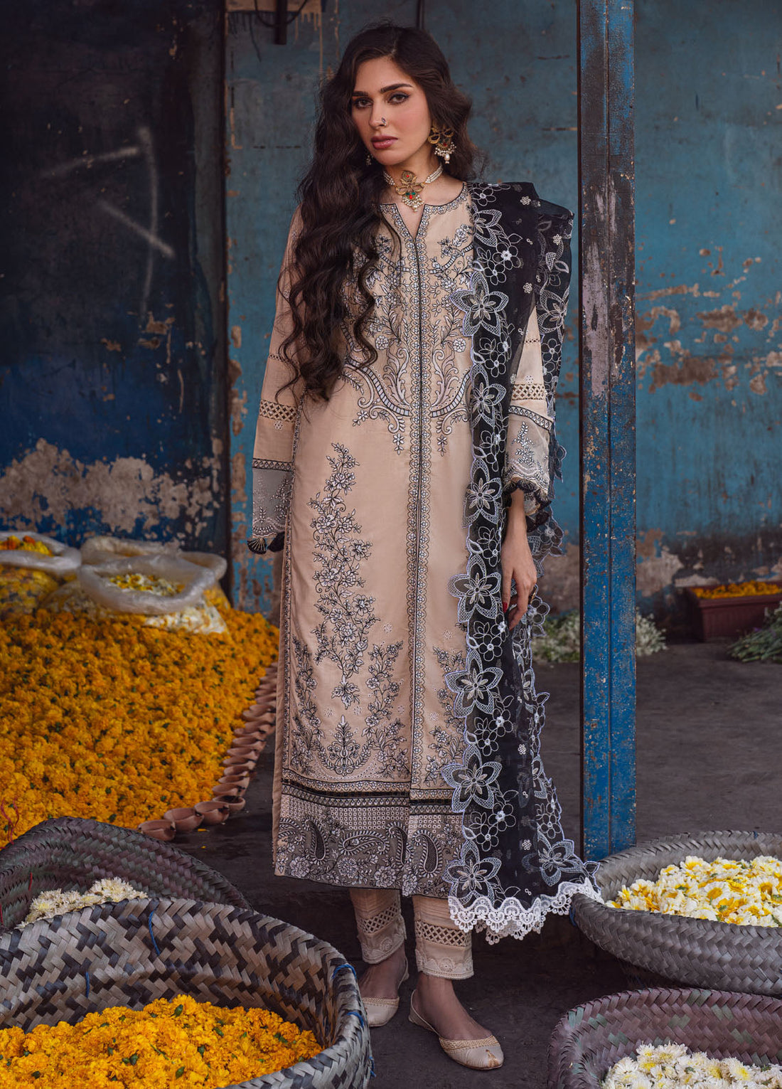 Sahane | Sahakari Chikankari Lawn Edit 24 | Ghazal - House of Zarish