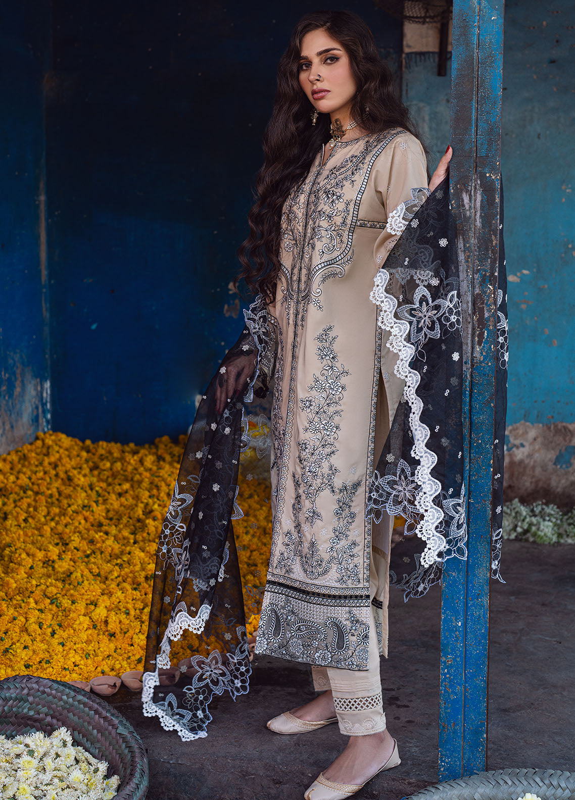 Sahane | Sahakari Chikankari Lawn Edit 24 | Ghazal - House of Zarish
