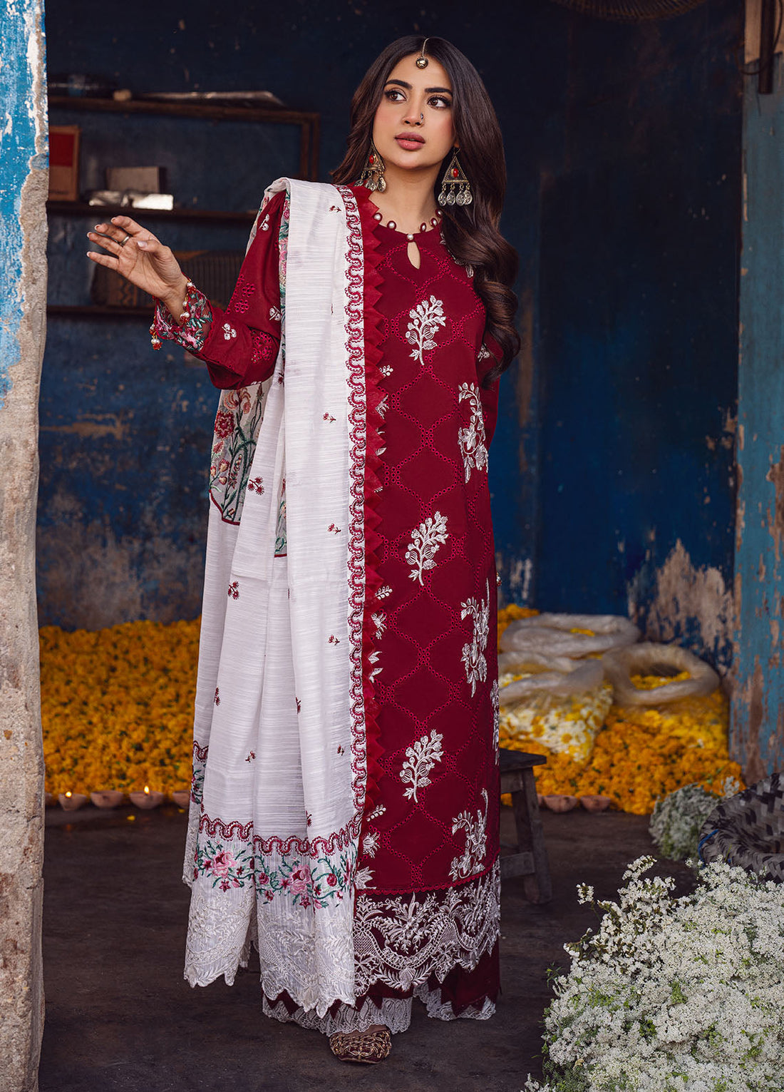 Sahane | Sahakari Chikankari Lawn Edit 24 | Gulaab - House of Zarish