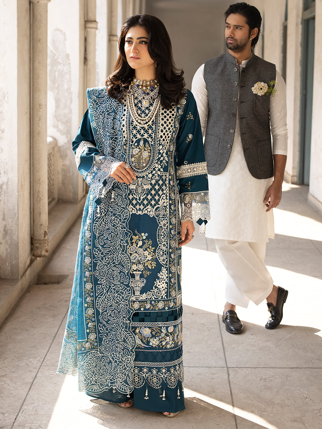 Mahnur | Mahrukh Luxury Lawn 24 | SERENE - House of Zarish